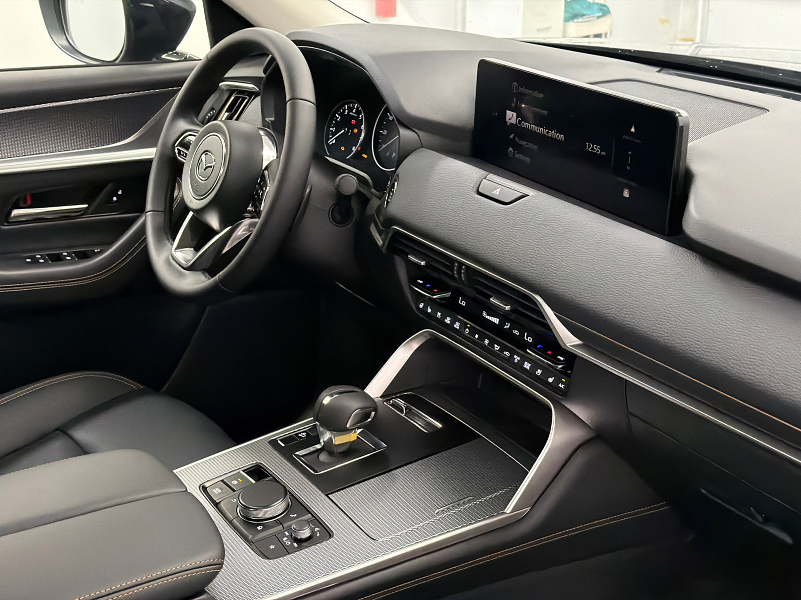 New 2026 MAZDA CX-90 3.3 Turbo w/ Preferred Package AWD/4WD image 11
