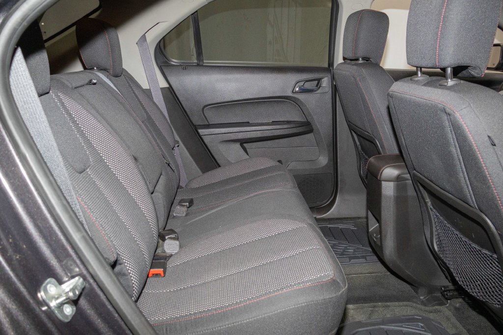 Used 2013 Chevrolet Equinox LT w/ Driver Convenience Package AWD/4WD image 13