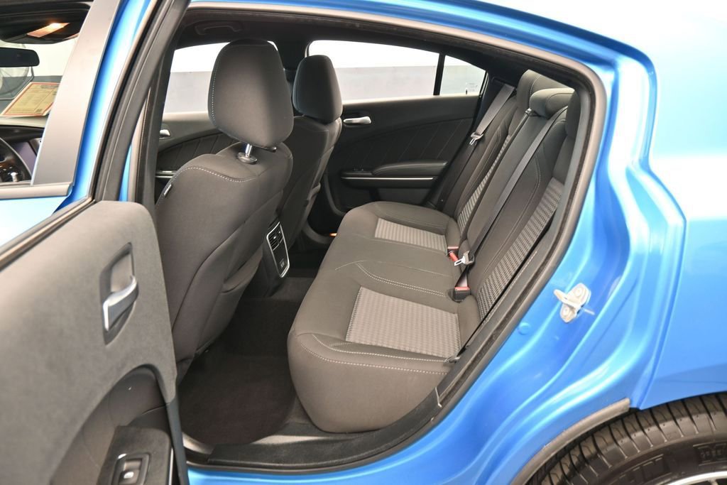 Used 2023 Dodge Charger SXT RWD image 28