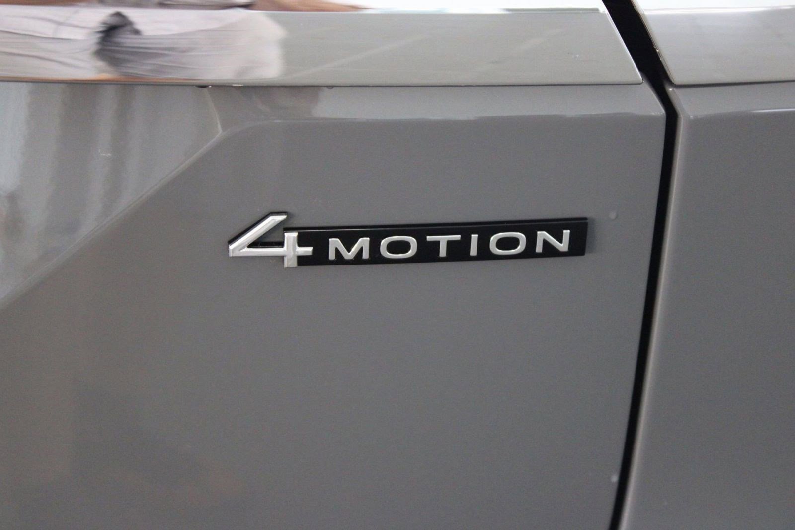 New 2026 Volkswagen Atlas SEL Premium R-Line image 22