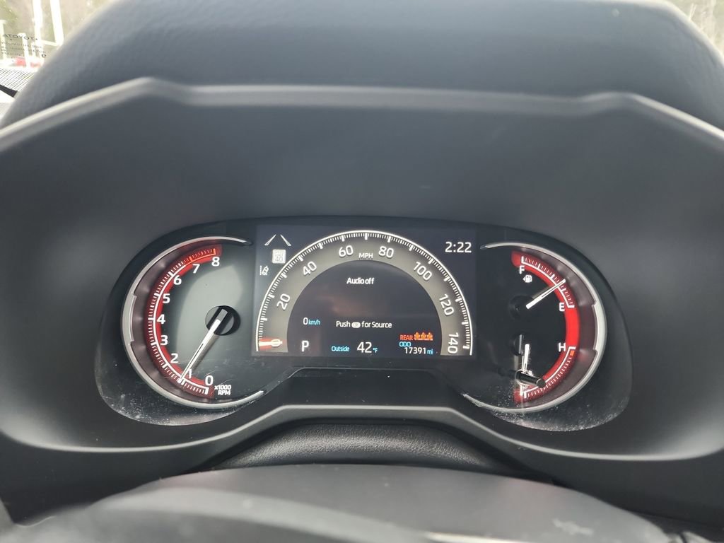 Used 2024 Toyota RAV4 LE image 18