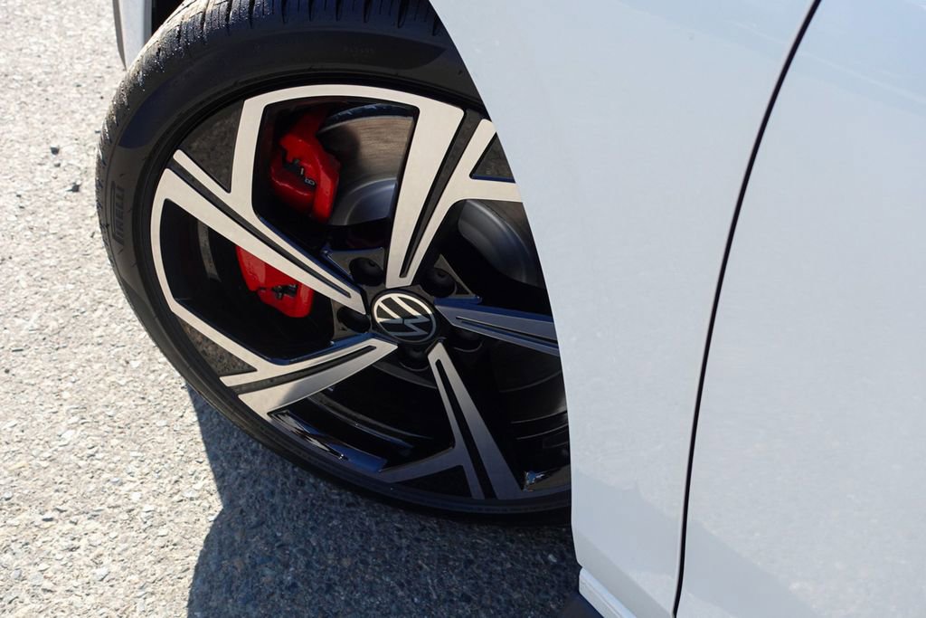 New 2025 Volkswagen GTI SE image 11