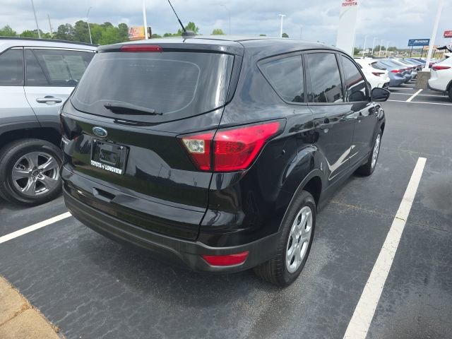 Used 2019 Ford Escape S image 6