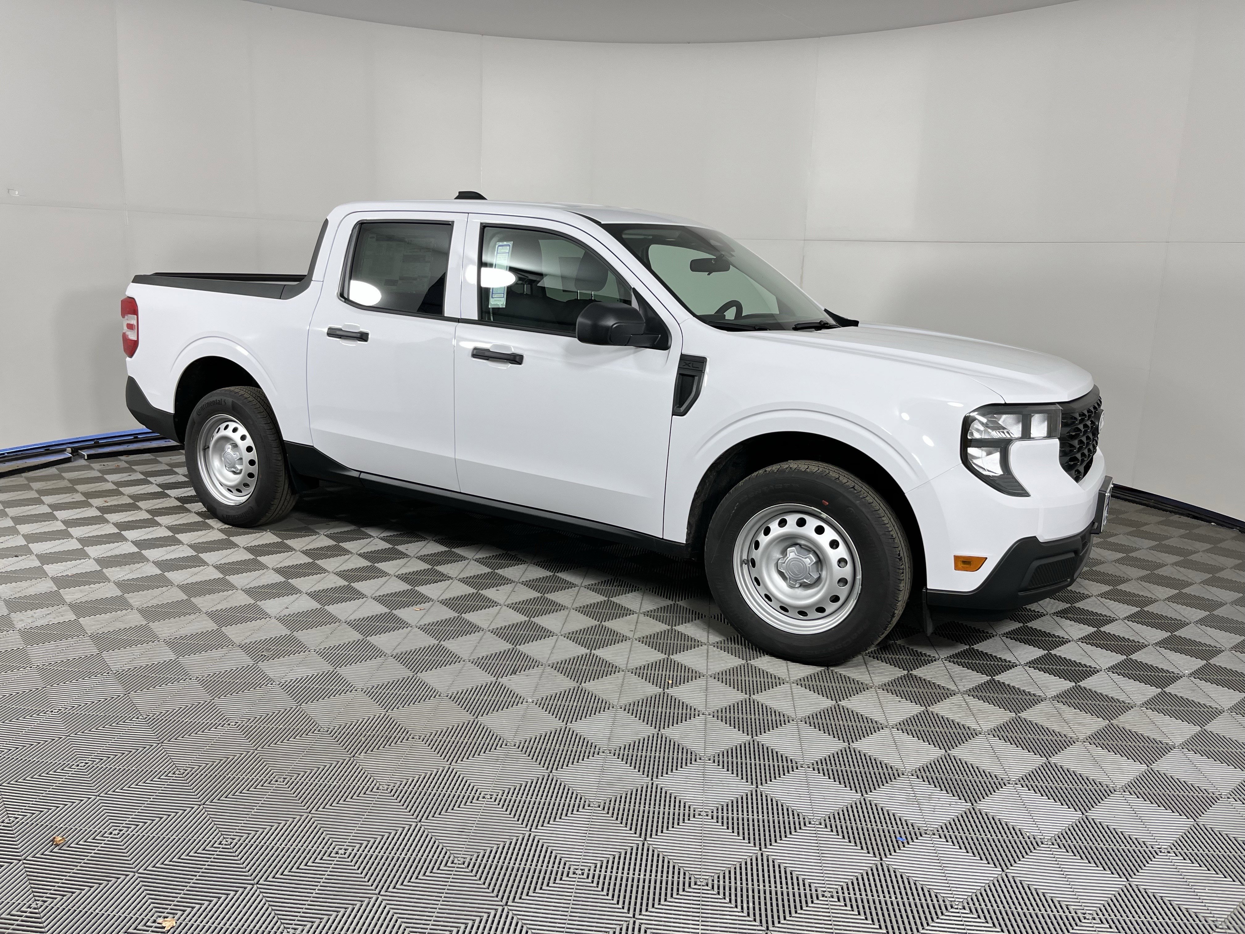 New 2025 Ford Maverick XL w/ Equipment Group 101A image 7