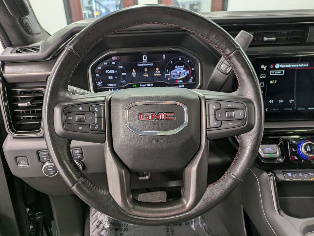 Used 2025 GMC Sierra 2500 AT4X image 20