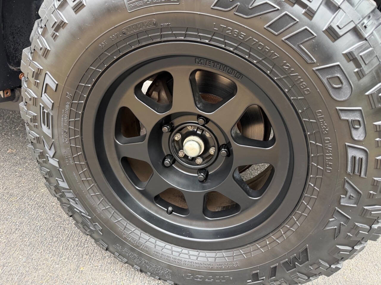 Used 2002 Lexus LX 470 Base 4WD 4dr SUV image 60