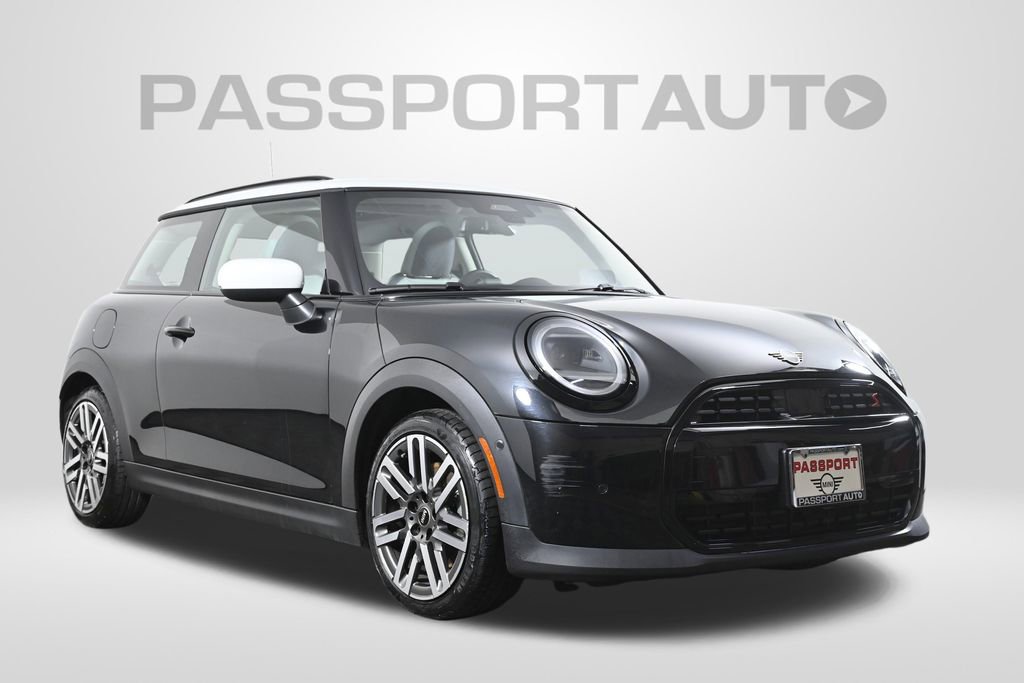 Certified 2025 MINI Cooper S image 3