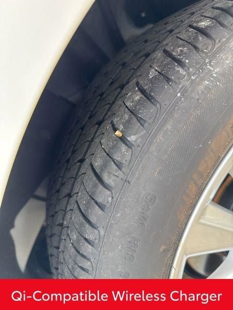 Used 2025 Toyota Corolla LE w/ LE Premium Package image 13