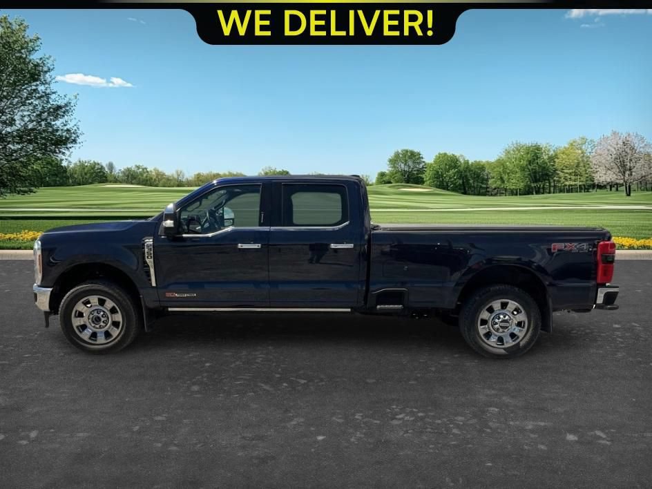 Used 2023 Ford F350 Lariat w/ Lariat Ultimate Package AWD/4WD image 8