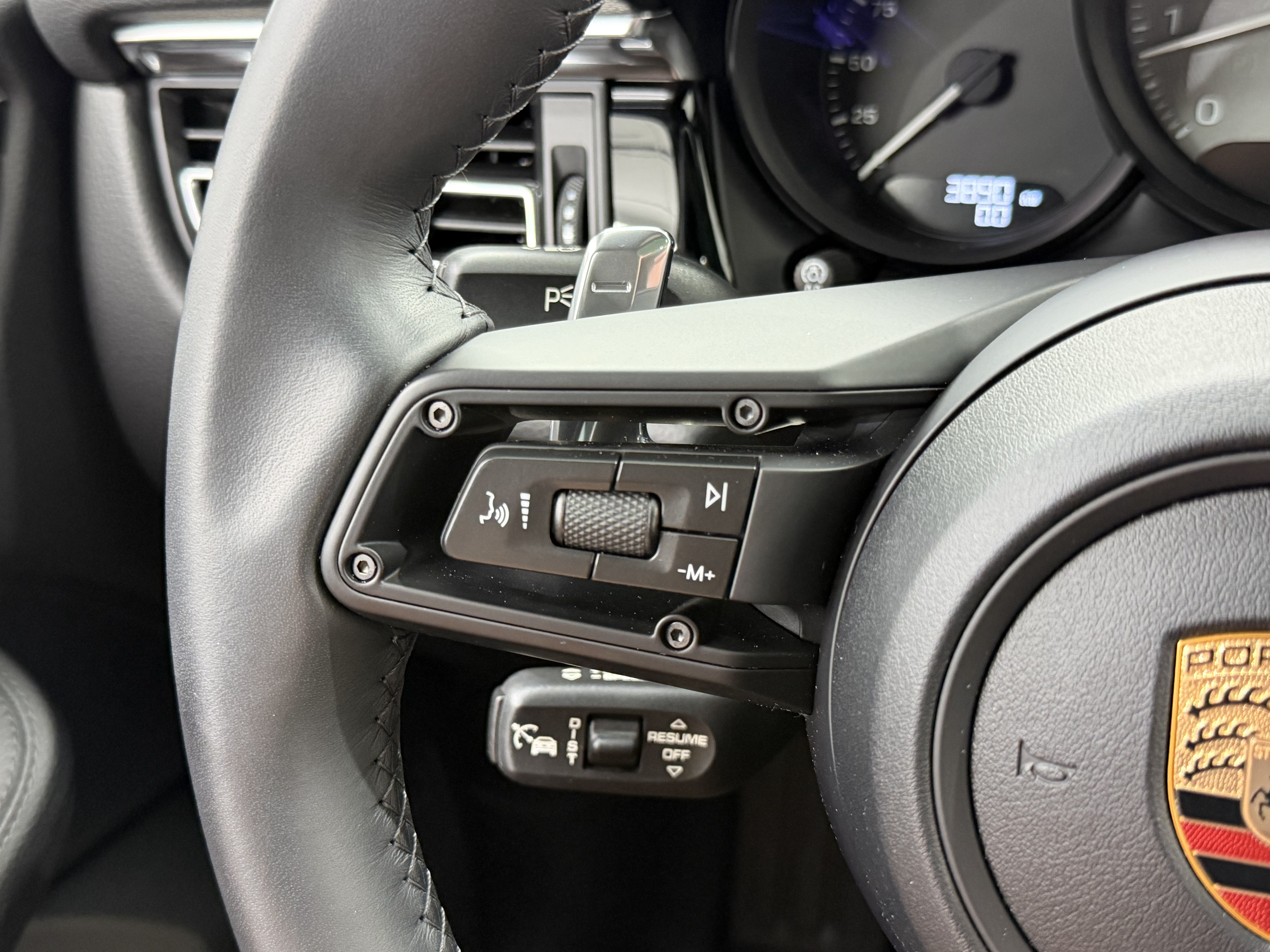 Certified 2026 Porsche Macan S AWD/4WD image 47