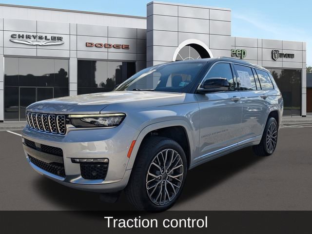 Used 2024 Jeep Grand Cherokee L Summit AWD/4WD image 9