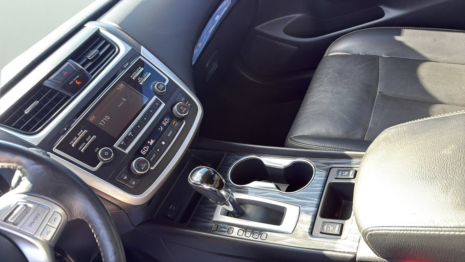 Used 2017 Nissan Altima 2.5 SL FWD image 17