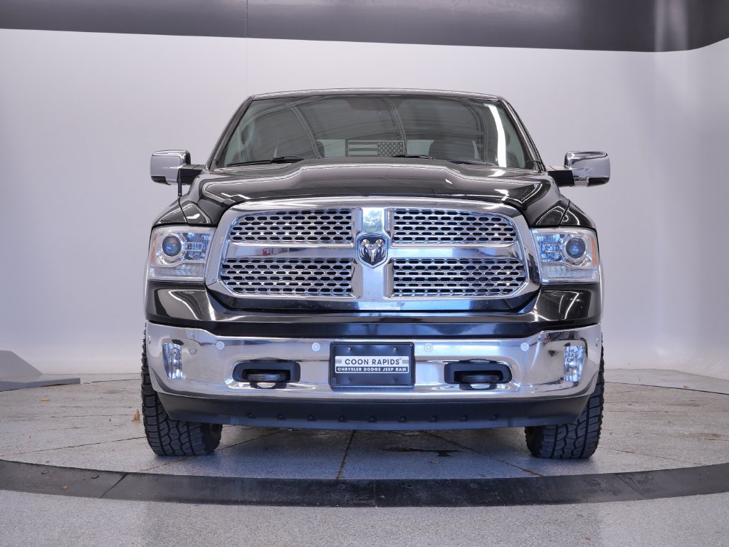 Used 2018 RAM 1500 Laramie w/ Convenience Group AWD/4WD image 8