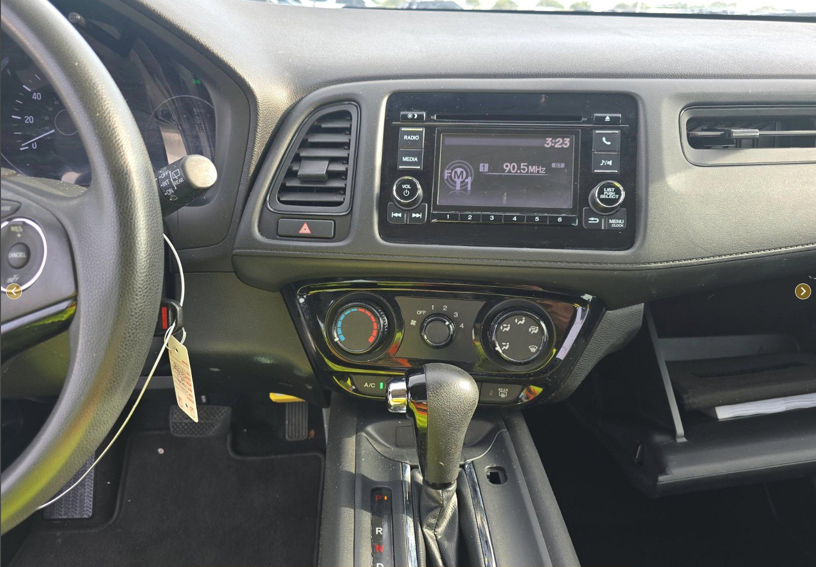 Used 2021 Honda HR-V LX image 10