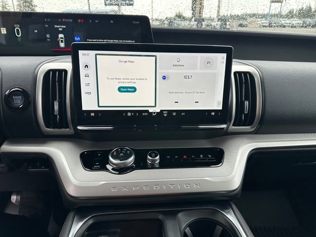 New 2025 Ford Expedition Active image 15