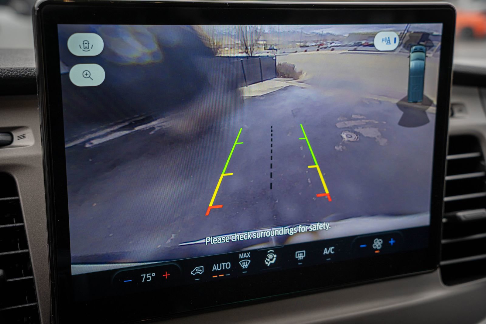 Used 2022 Ford Transit 350 XLT image 19