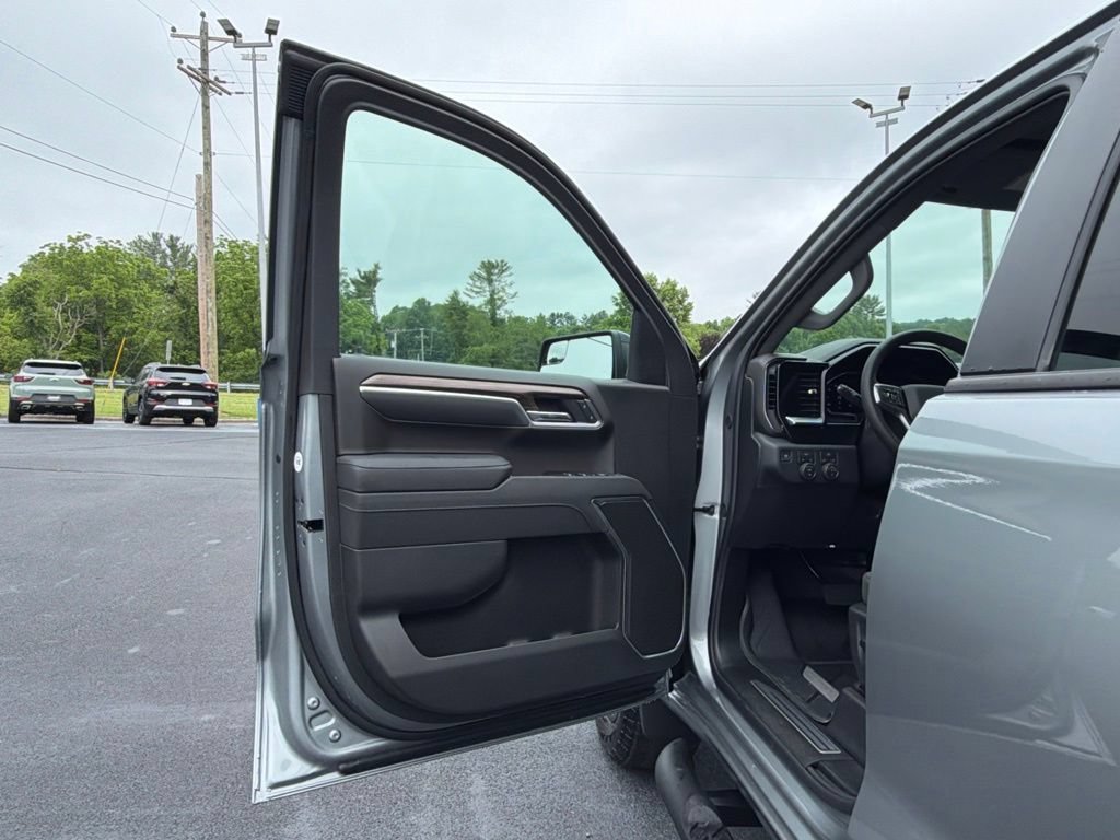 New 2026 Chevrolet Silverado 1500 RST w/ RST Select Package AWD/4WD image 22
