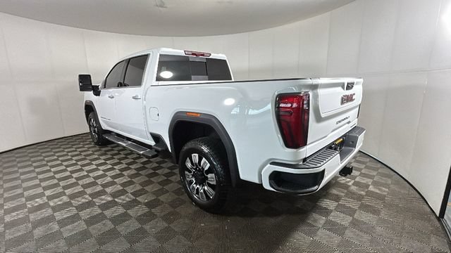 Used 2025 GMC Sierra 2500 Denali w/ Denali Reserve Package AWD/4WD image 4