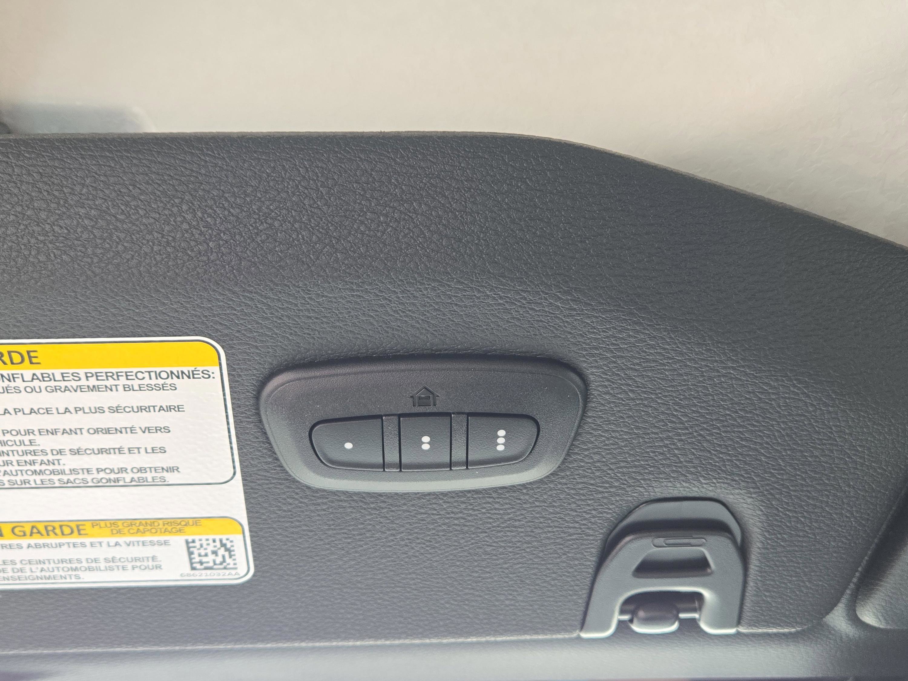 New 2026 Jeep Wrangler Unlimited Rubicon w/ Safety Group image 31