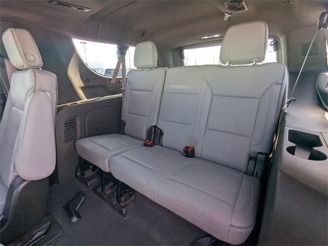 Used 2021 GMC Yukon XL SLT w/ SLT Luxury Plus Package image 16