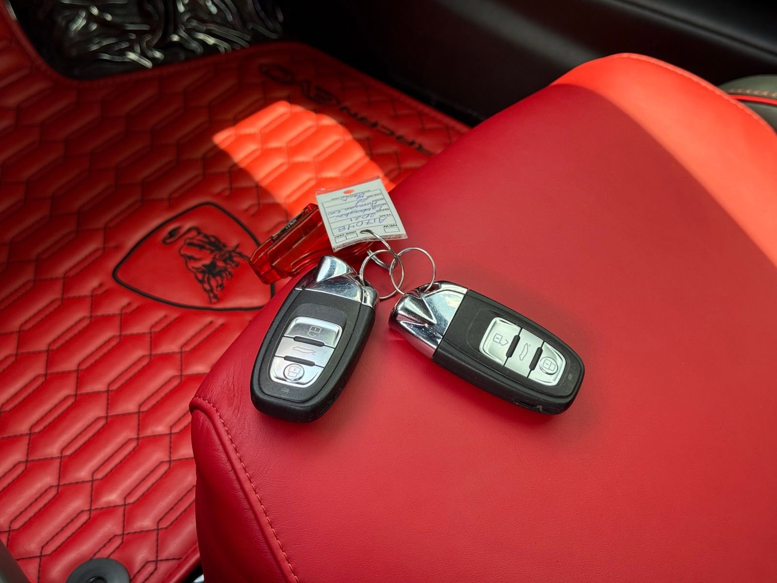 Used 2021 Lamborghini Huracan EVO image 30