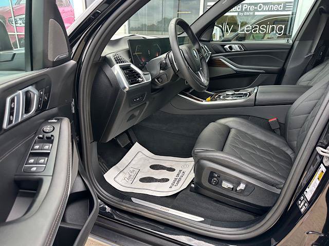 Used 2026 BMW X5 xDrive40i AWD/4WD image 14