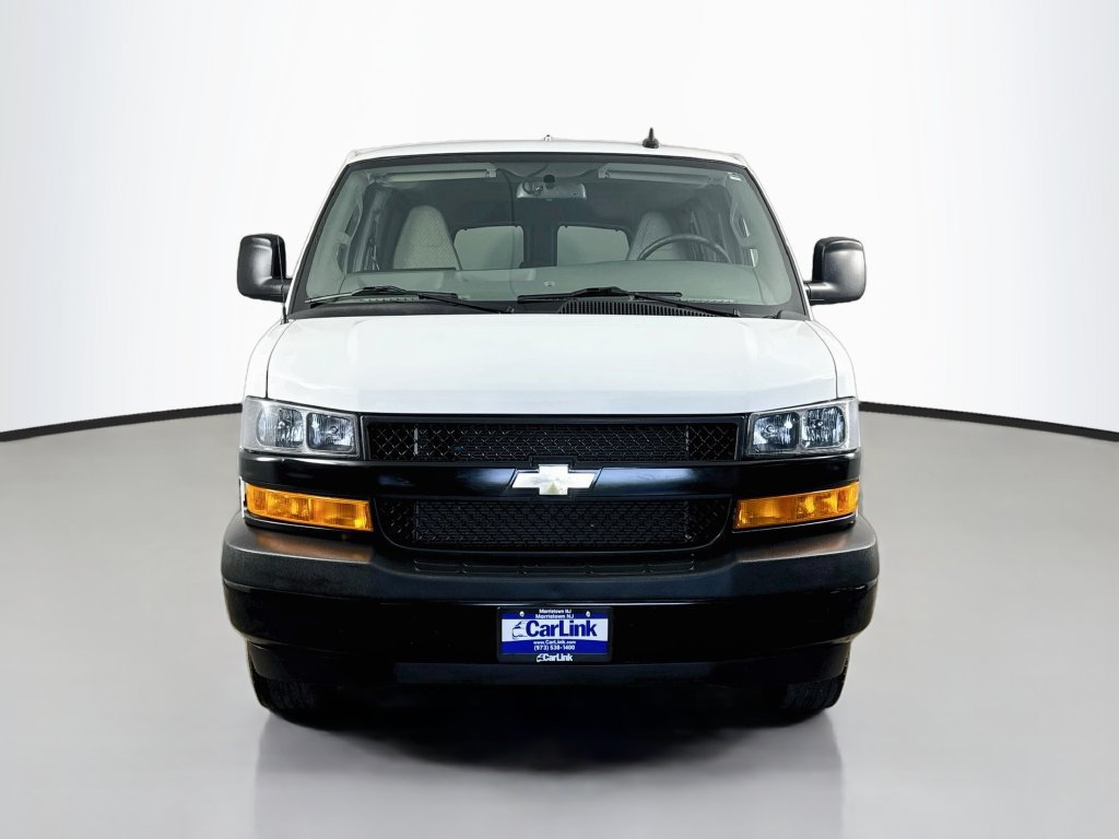 Used 2021 Chevrolet Express 2500 LS w/ Driver Convenience Package RWD image 2