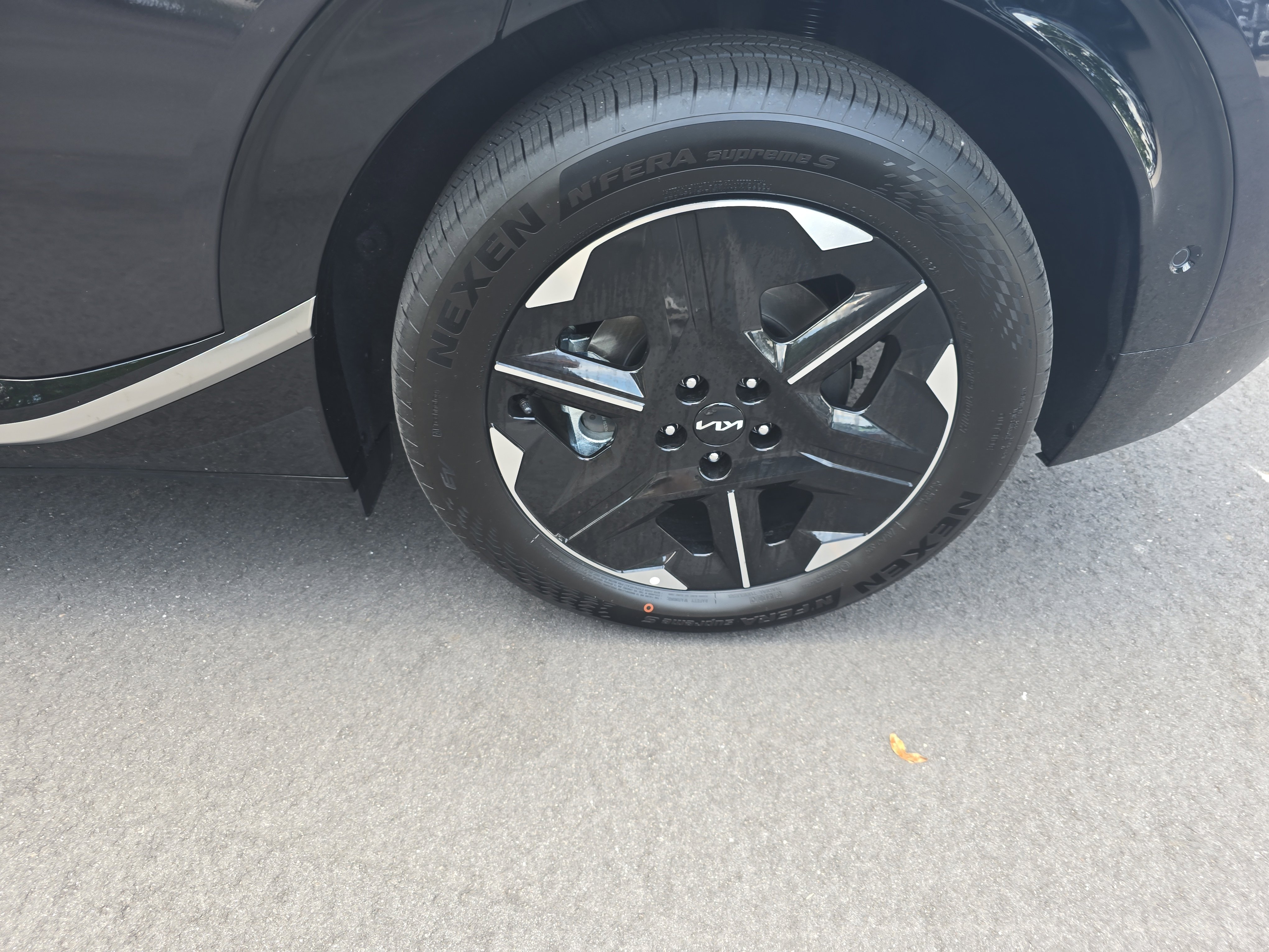 New 2025 Kia EV6 Wind image 29