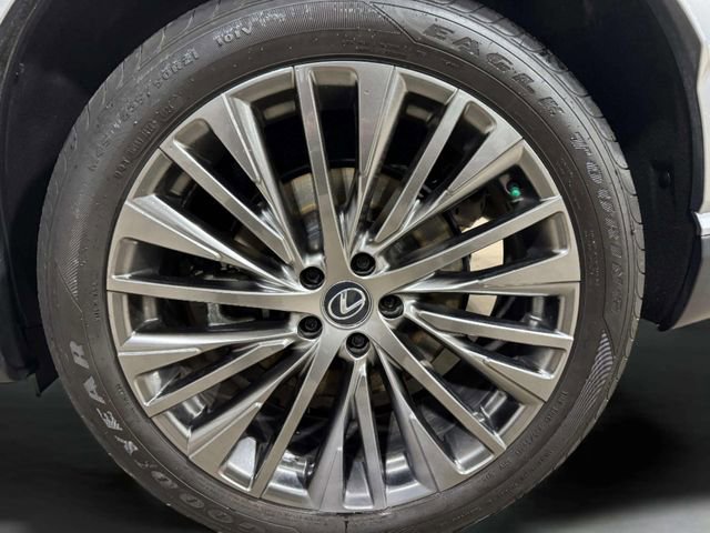 Used 2024 Lexus RX 350 w/ Convenience Package image 29