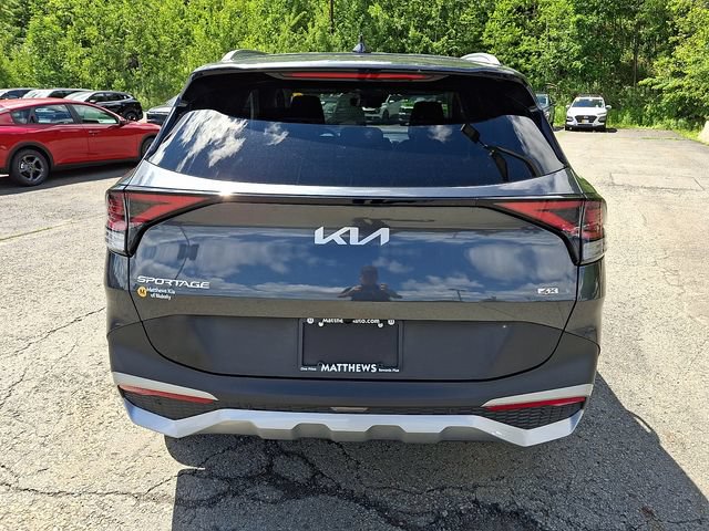 Used 2023 Kia Sportage EX AWD/4WD image 4