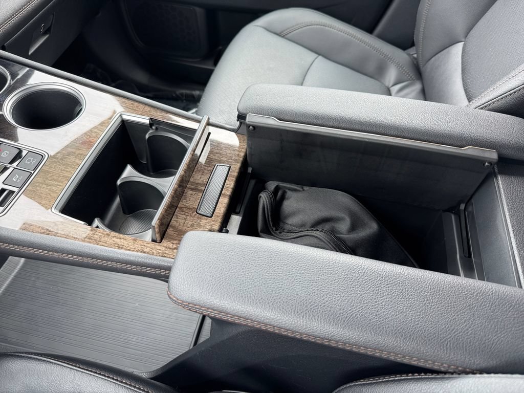 Certified 2026 Toyota Sienna Platinum AWD/4WD image 29