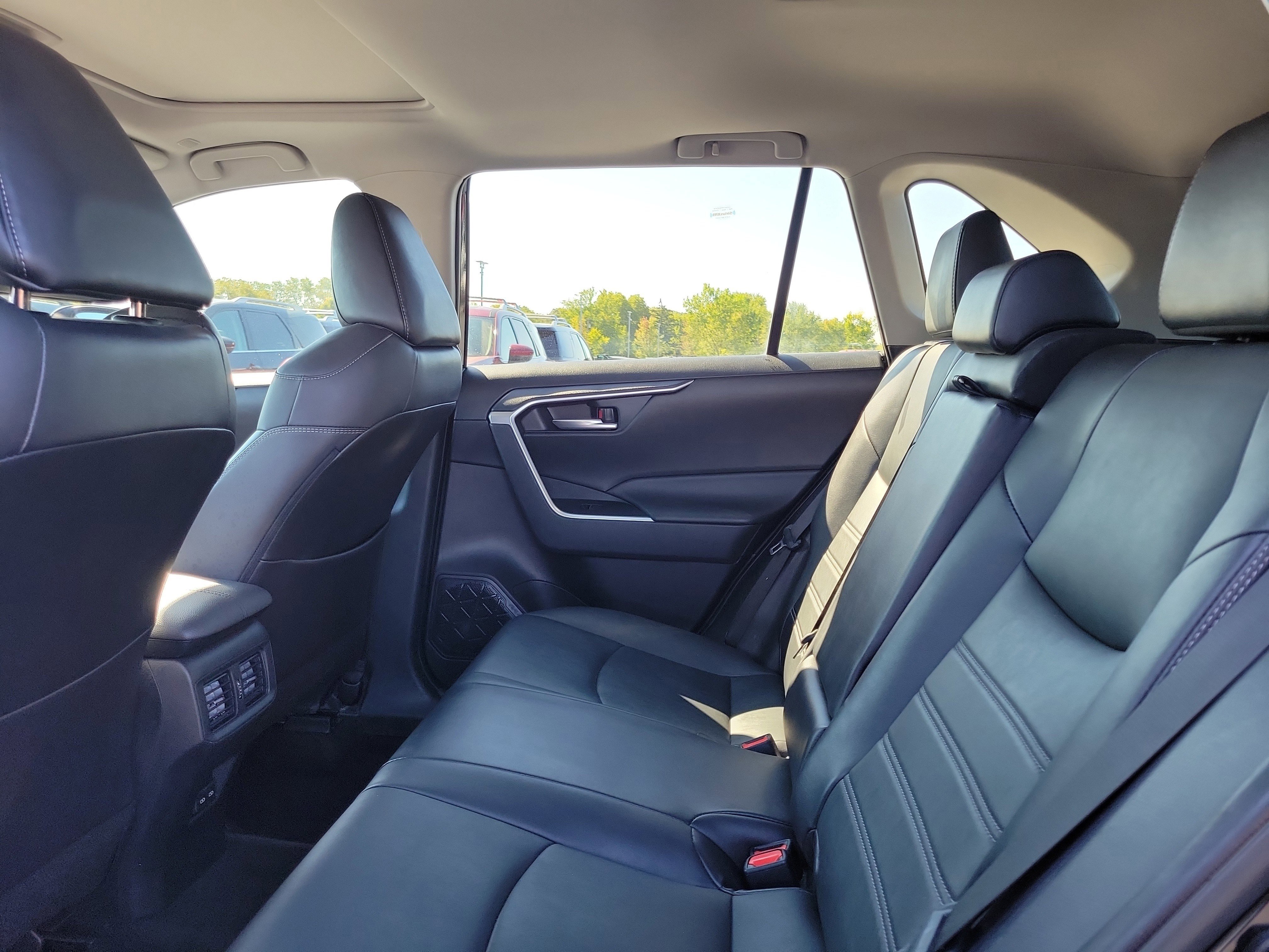 Used 2023 Toyota RAV4 XLE Premium FWD image 11