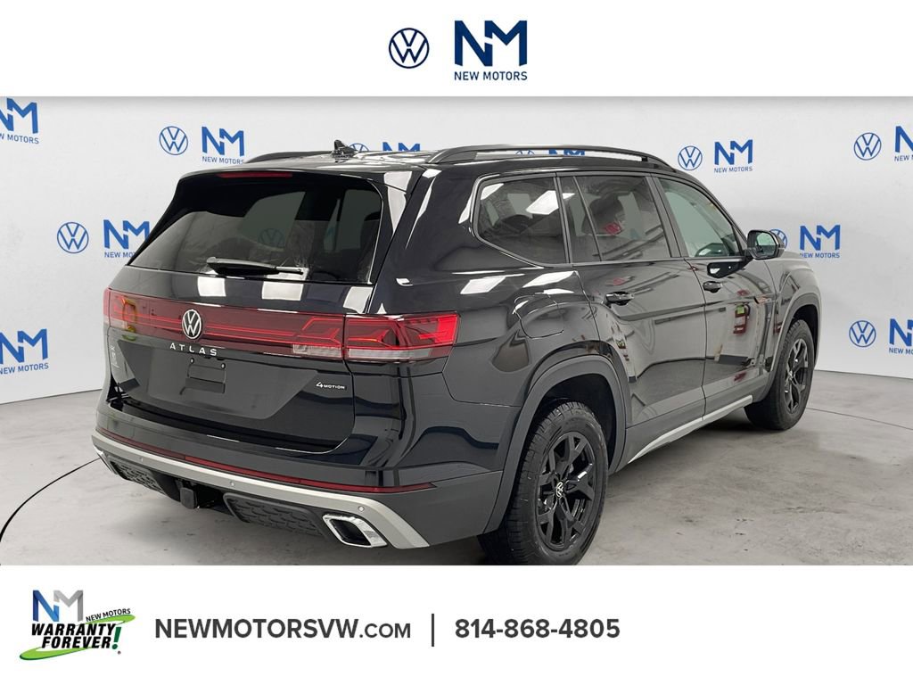 New 2026 Volkswagen Atlas Peak Edition image 4