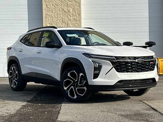 New 2026 Chevrolet Trax RS w/ Sunroof Package image 1