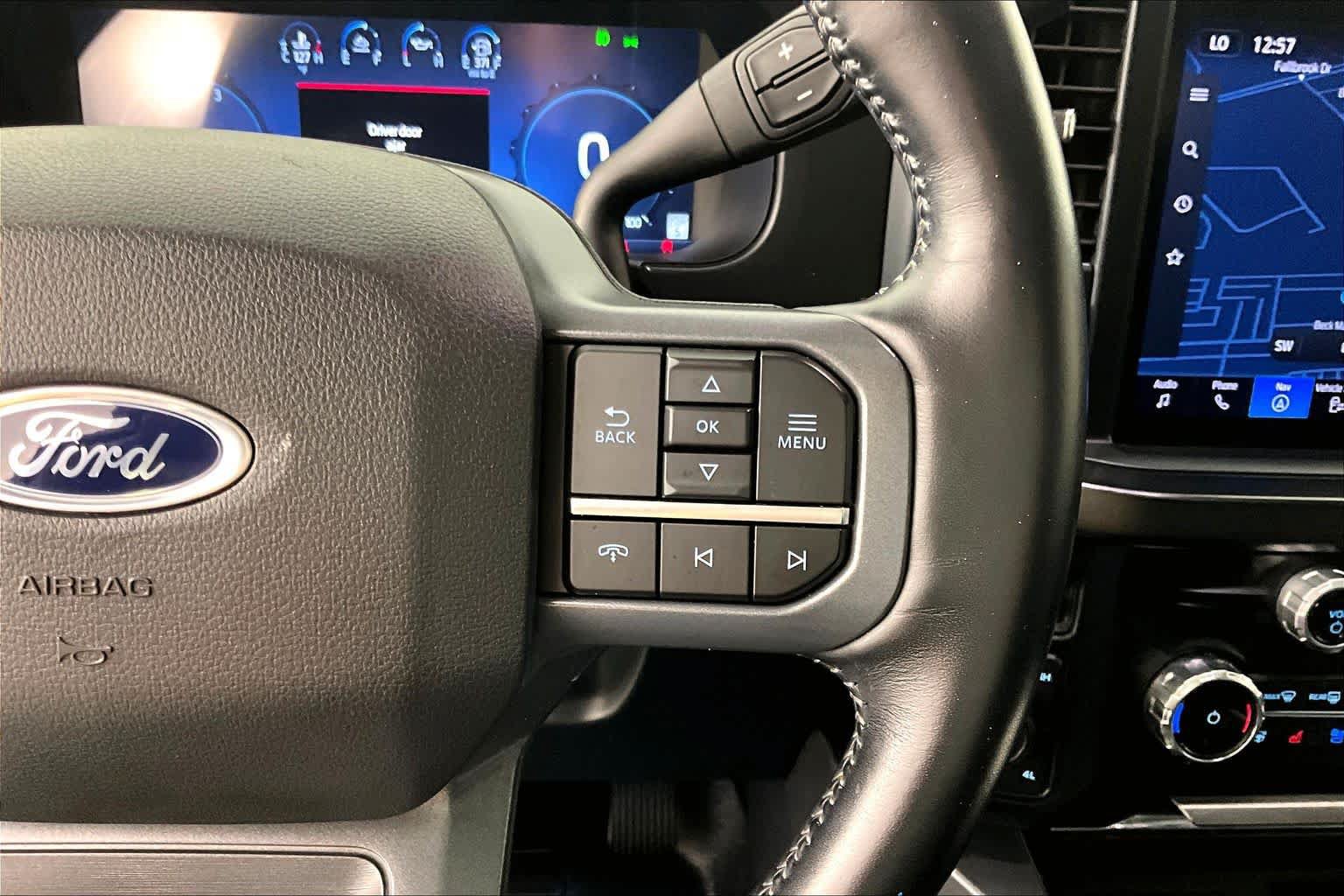 Used 2023 Ford F250 Lariat w/ Lariat Ultimate Package AWD/4WD image 23