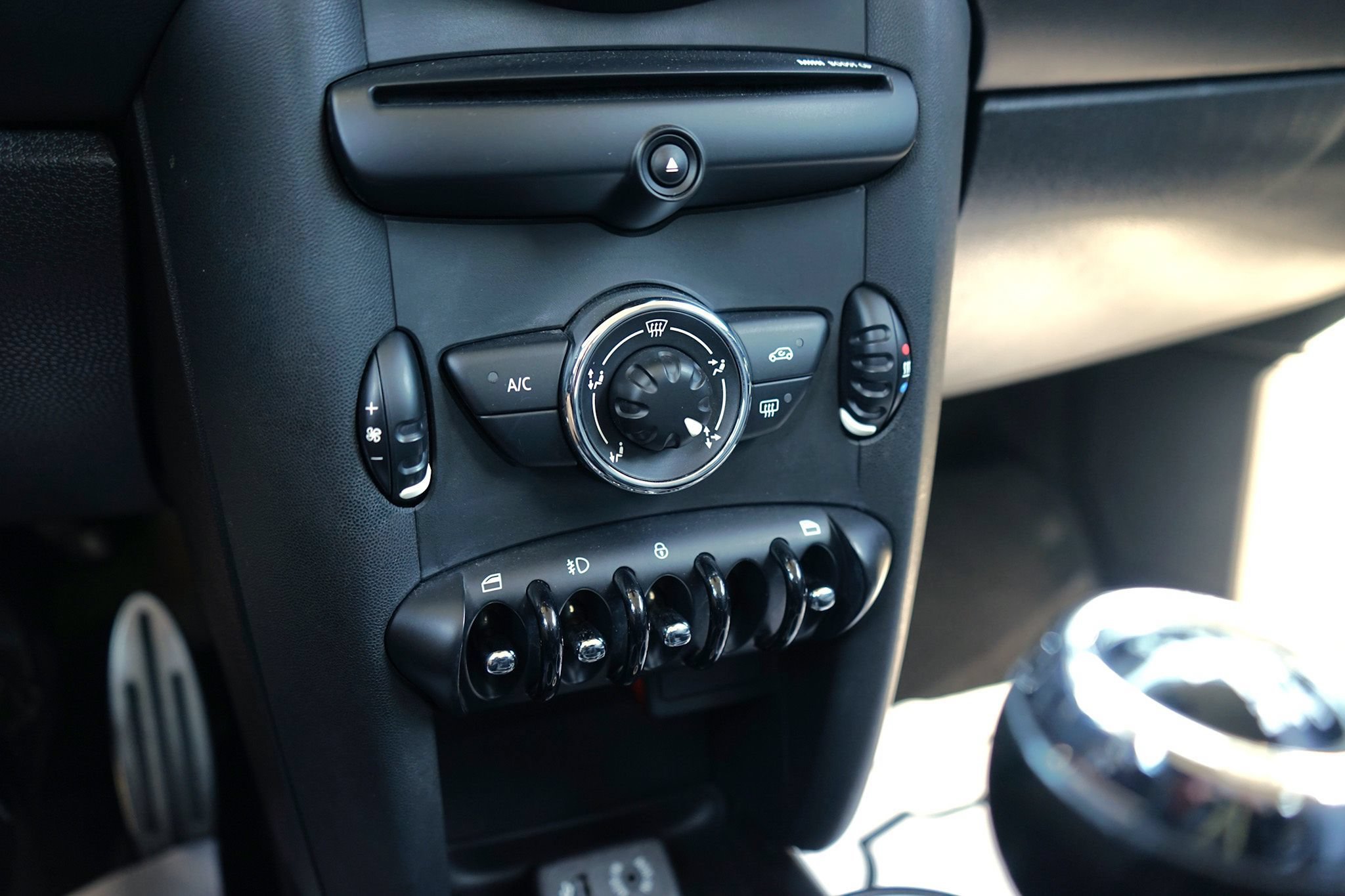Used 2014 MINI Cooper Clubman S FWD image 21