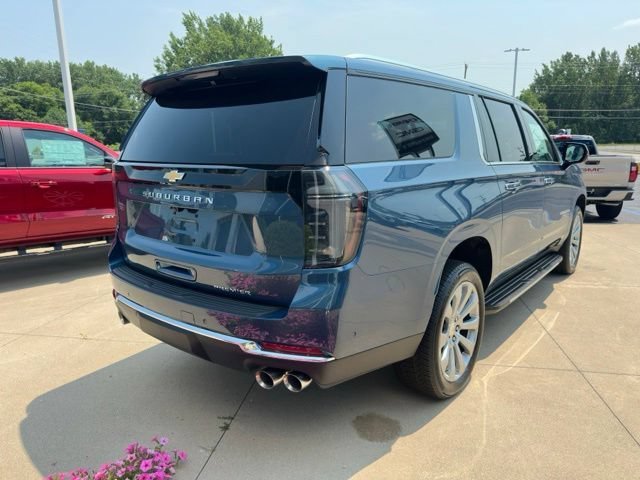 New 2026 Chevrolet Suburban Premier w/ Sun And Tow Package AWD/4WD image 19