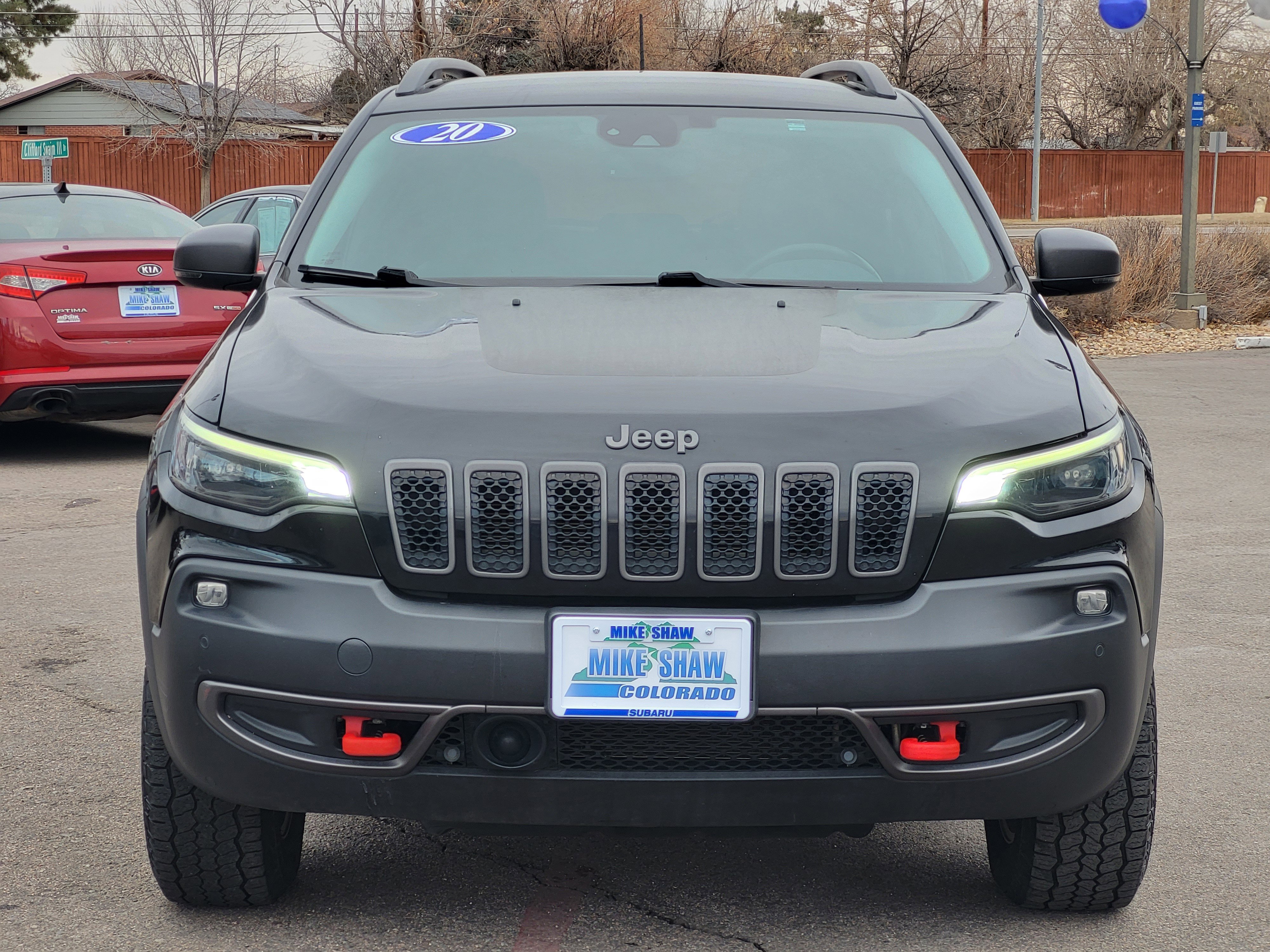 Used 2020 Jeep Cherokee Trailhawk image 2
