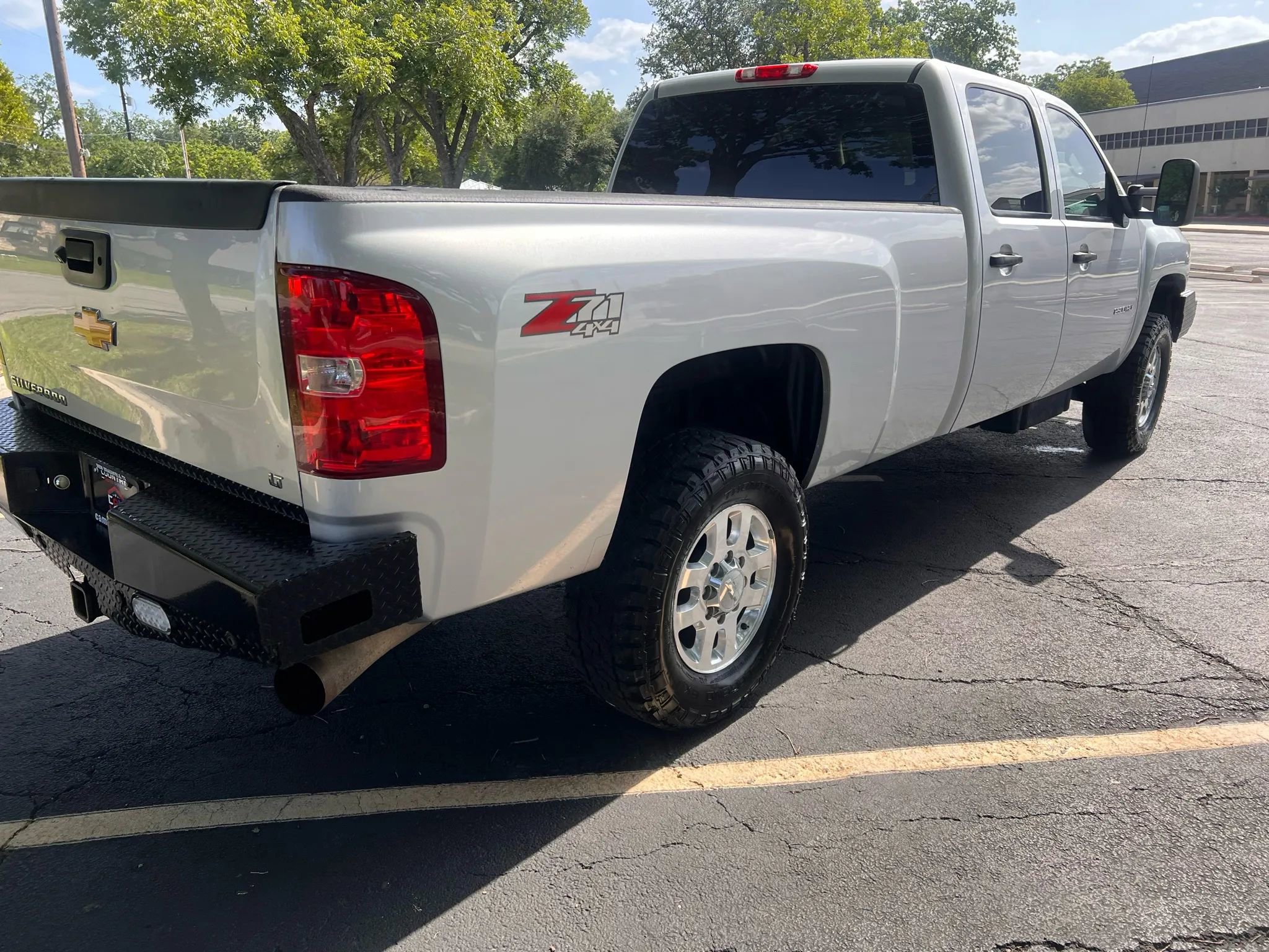 Used 2013 Chevrolet Silverado 2500 LT w/ Interior Plus Package image 5