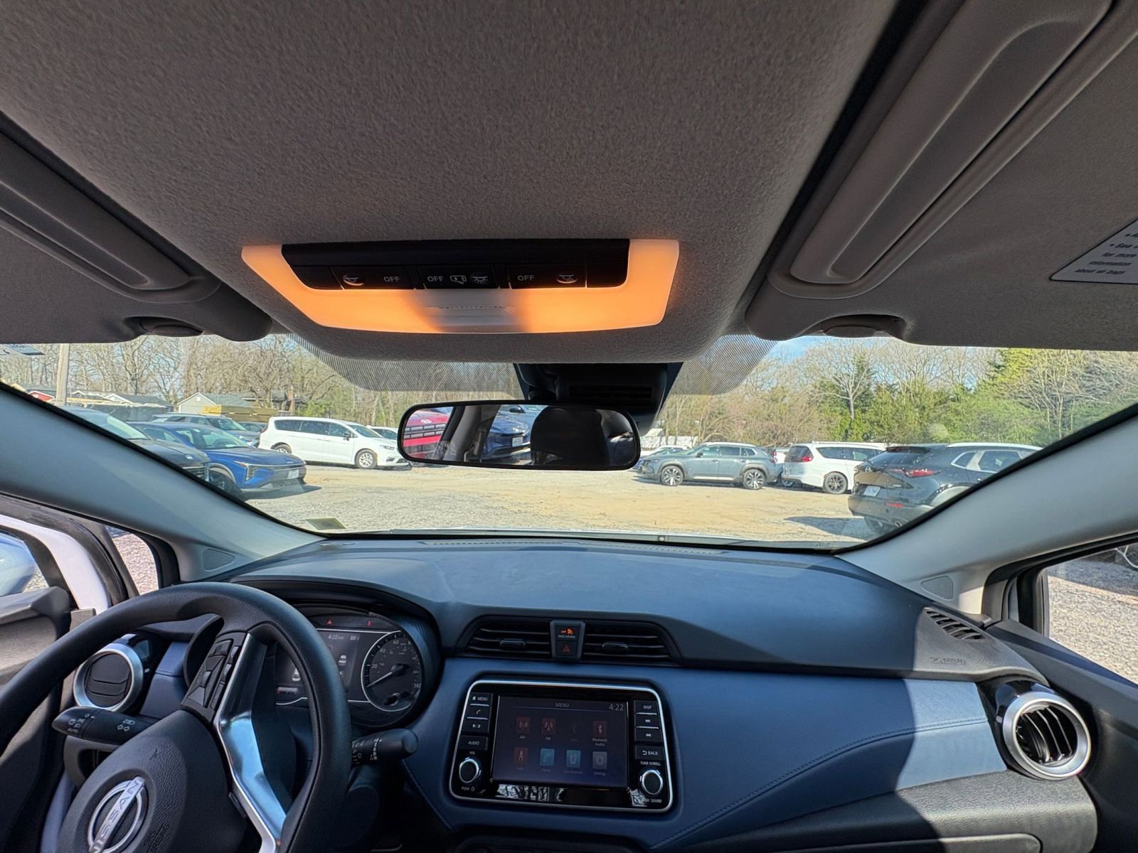 Used 2025 Nissan Versa SV FWD image 29