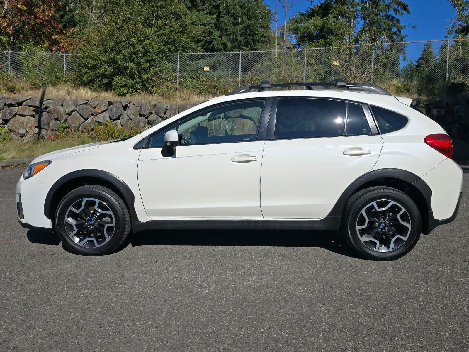 Used 2016 Subaru Crosstrek 2.0i Premium w/ Popular Package #2 AWD/4WD image 3