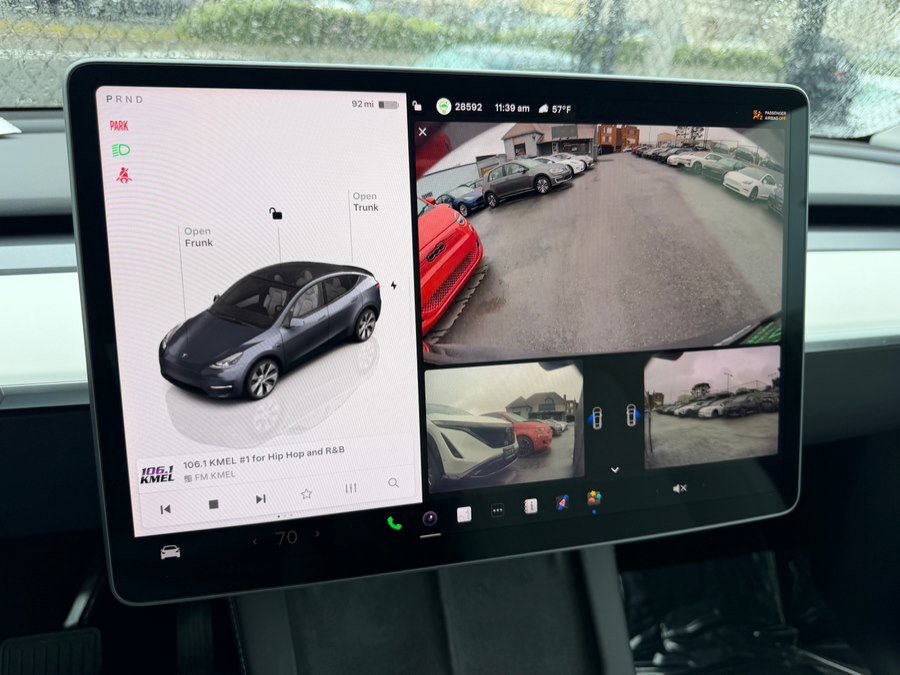 Used 2023 Tesla Model Y Long Range image 25