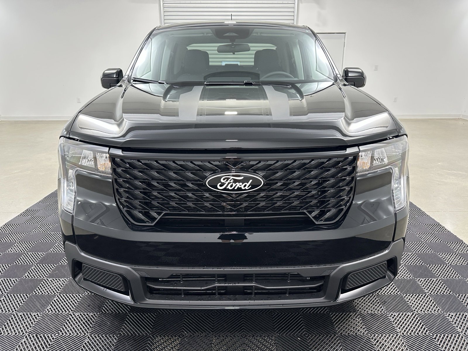 New 2025 Ford Maverick XLT w/ XLT Luxury Package image 2