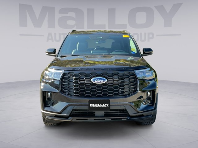 Used 2025 Ford Explorer ST-Line AWD/4WD image 8