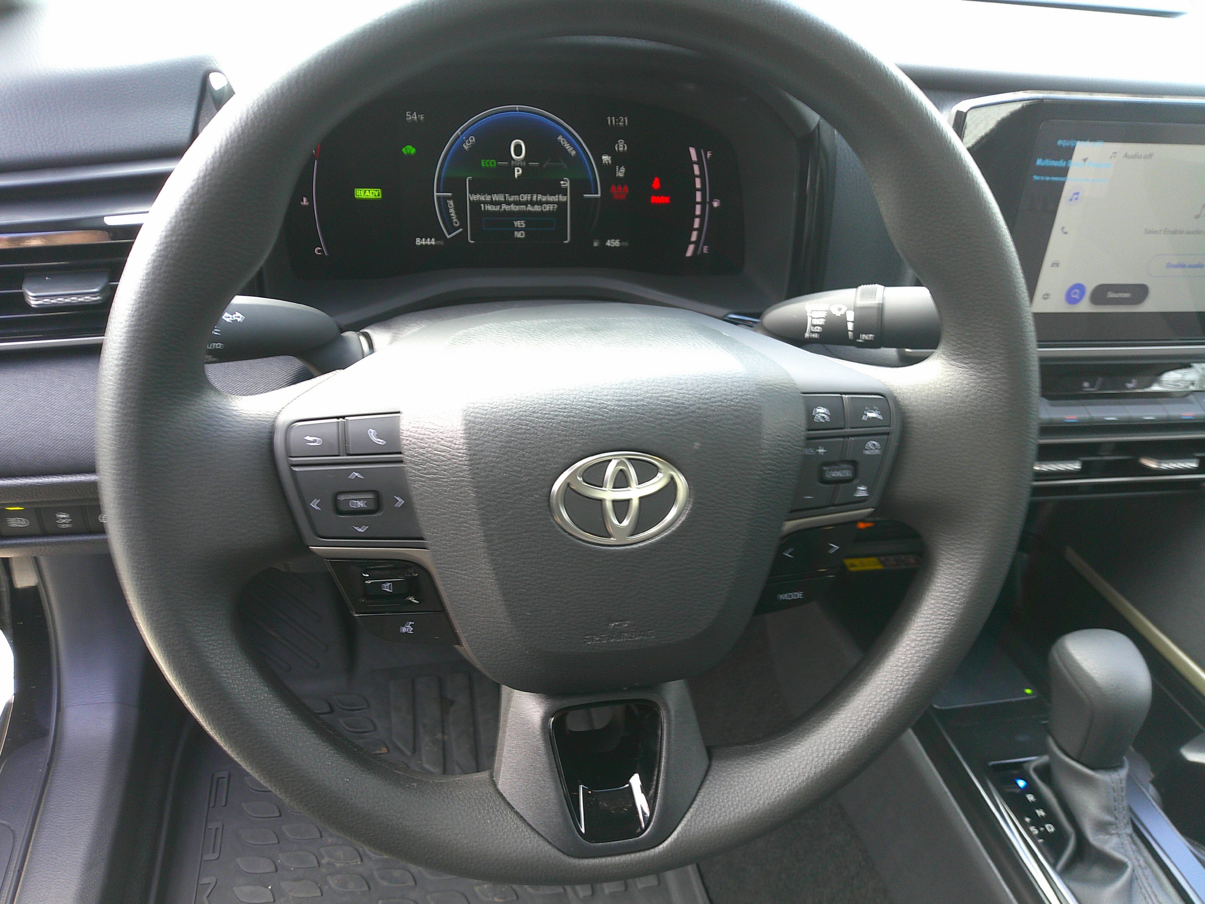 Used 2025 Toyota Camry LE image 18