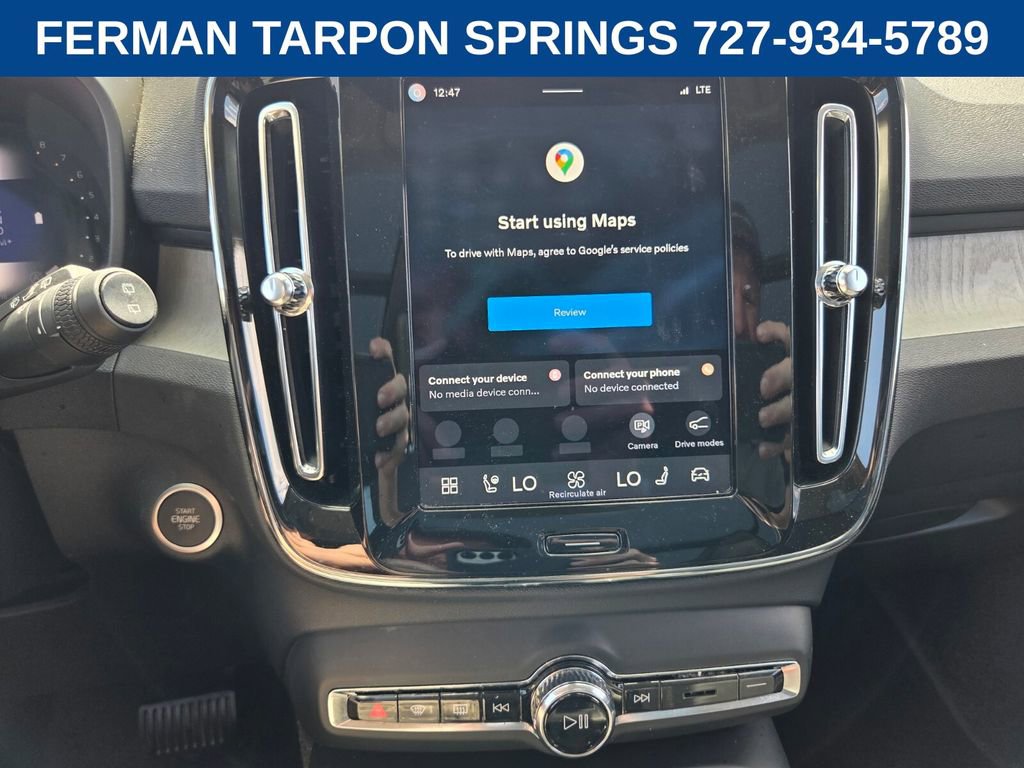 Certified 2025 Volvo XC40 B5 Plus image 25