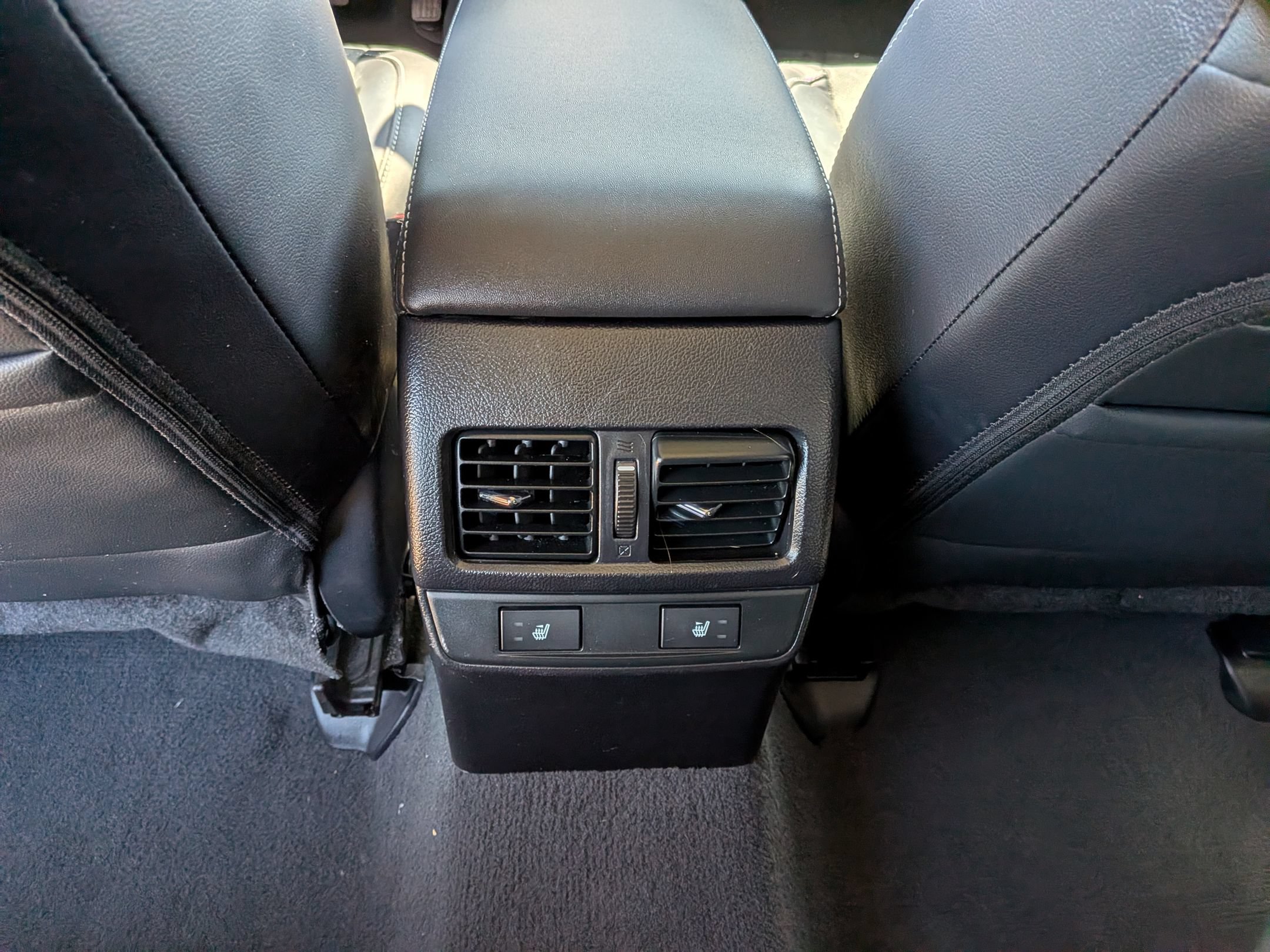 Used 2017 Subaru Outback 2.5i Limited AWD/4WD image 29