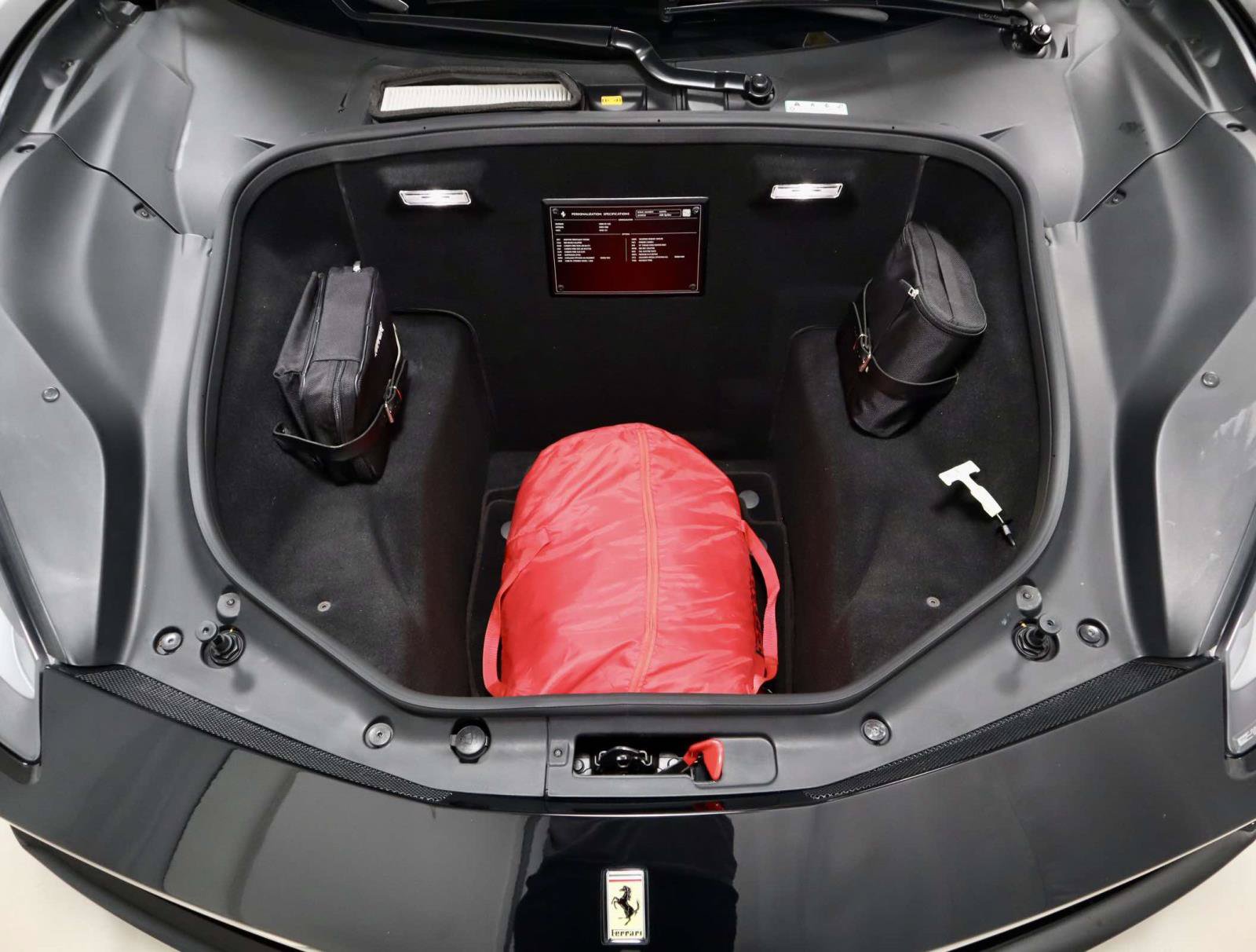 Used 2019 Ferrari 488 Spider RWD image 10