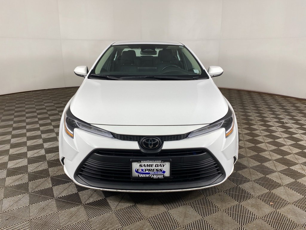 Used 2023 Toyota Corolla LE image 10