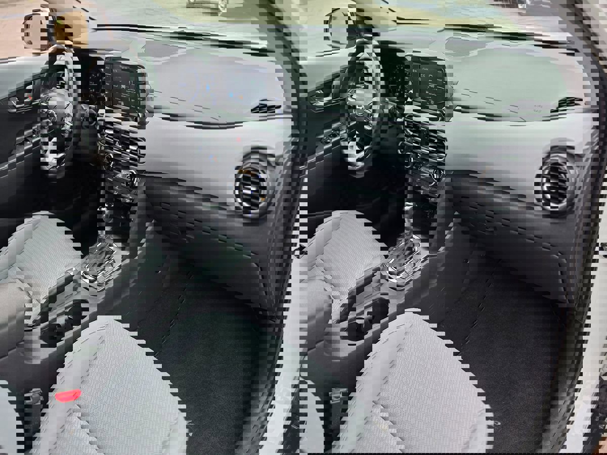 Used 2019 Hyundai Kona Limited image 15